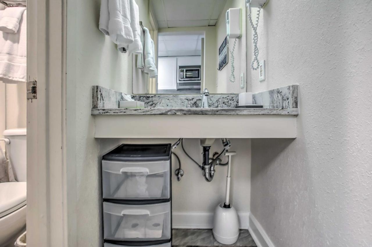 Airy Oceanfront Myrtle Beach Condo With Balcony Exterior foto